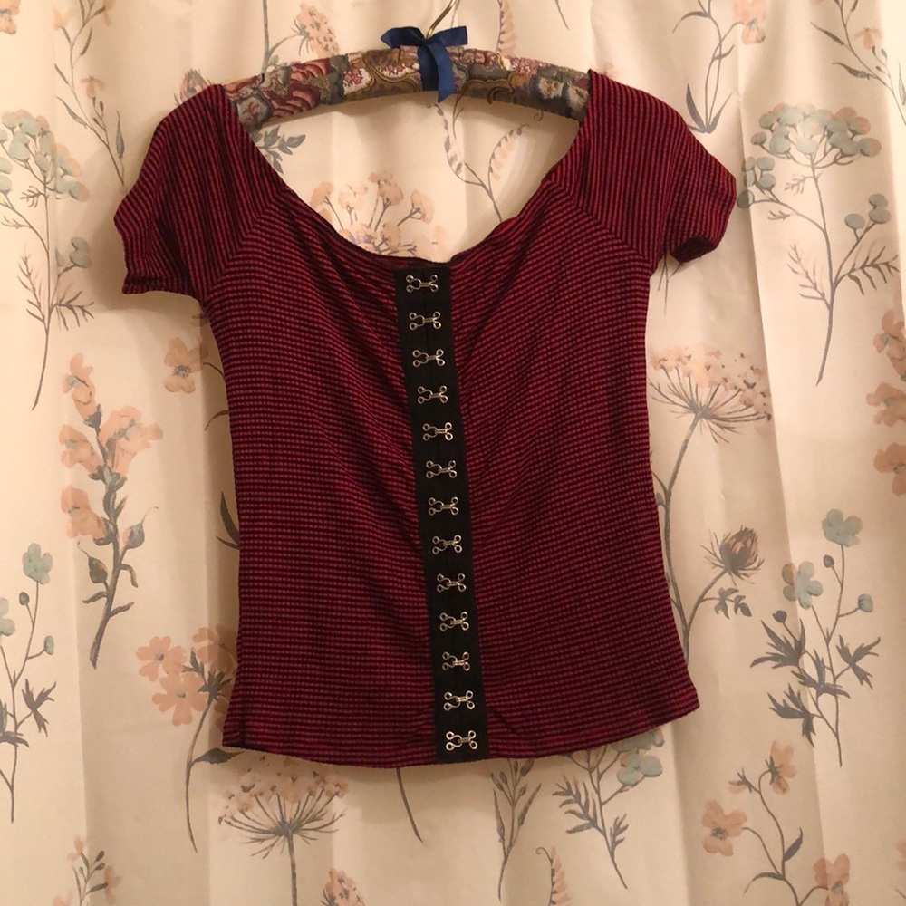 🧛‍♀️ Red Striped Off Shoulder False Corset Top 🧛‍♀️